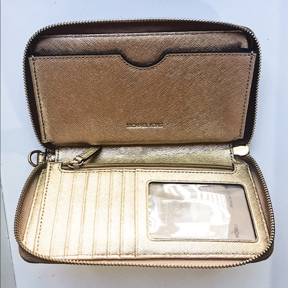 Michael Kors  Python Jet Set Continental Wallet - Picture 2 of 8